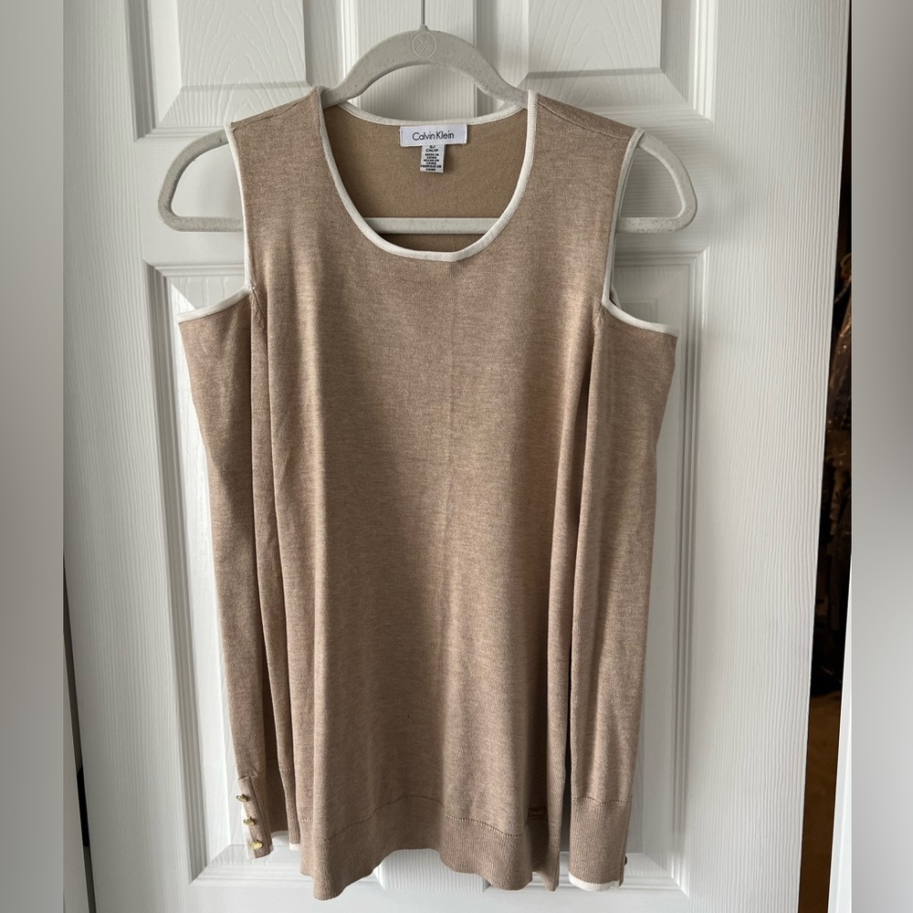 Calvin Klein top size SMALL